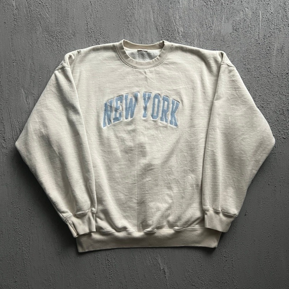 Brandy Melville New York Sweatshirt XL White Y2K Oversized Embroidered Pullover